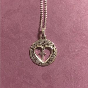 Floating Cross (925)